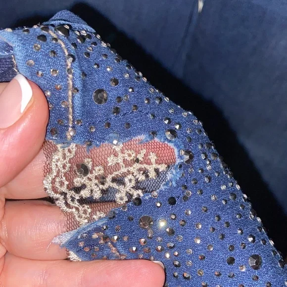 Frank Lyman ⚜️  Lace and Sparkle Jeans - Picture 7 of 7